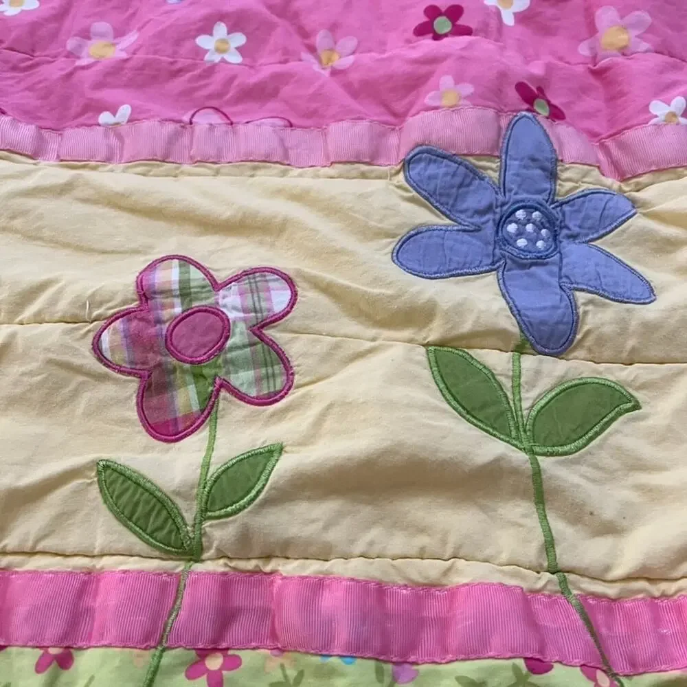 Circo Floral Patchwork Quilted Standard Size Pillow Shams